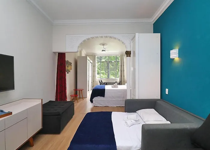 Fantástico 1 quarto e sala em Copacabana com vista para natureza Rio de Janeiro